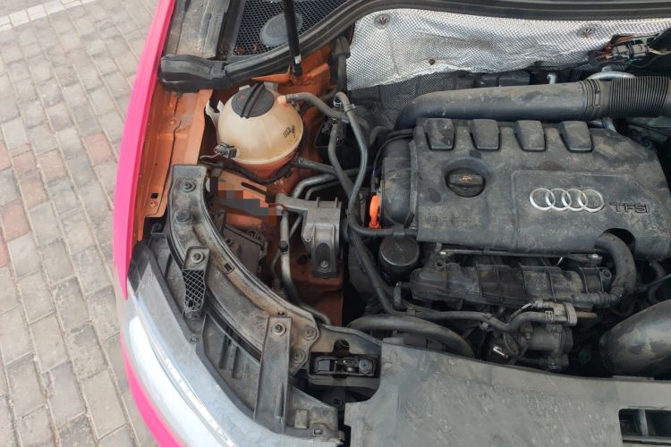 Used Audi Q3 2013 35 TFSI Ambition Edition Engine Bay Right