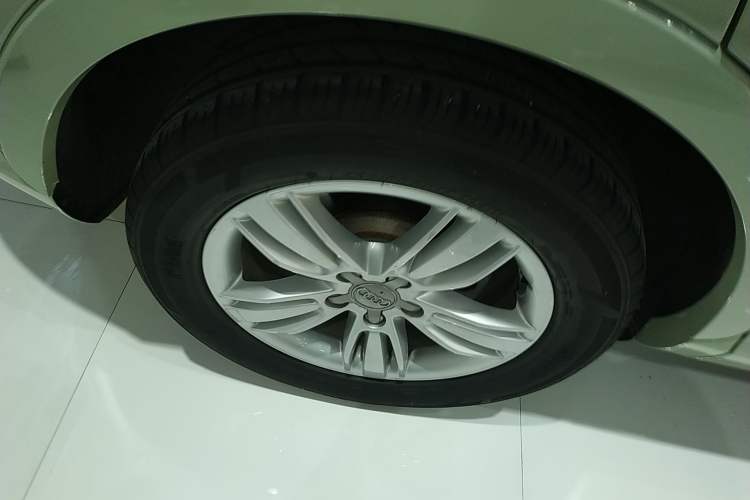 Used Audi Q3 2013 35 TFSI Comfort Model Exterior 4