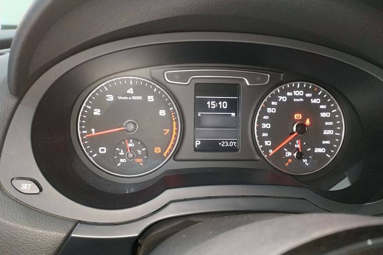 Used Audi Q3 2013 35 TFSI Comfort Model Instrument Cluster