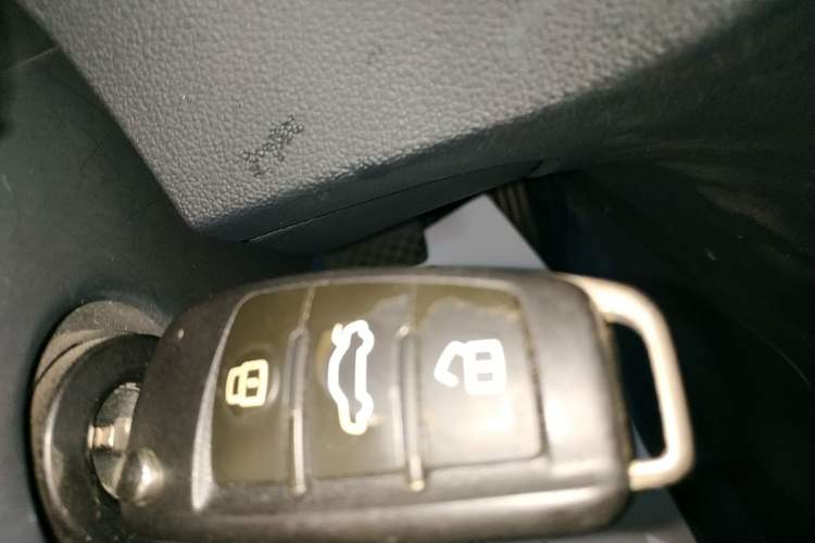 Used Audi Q3 2013 35 TFSI Comfort Model Interior 1