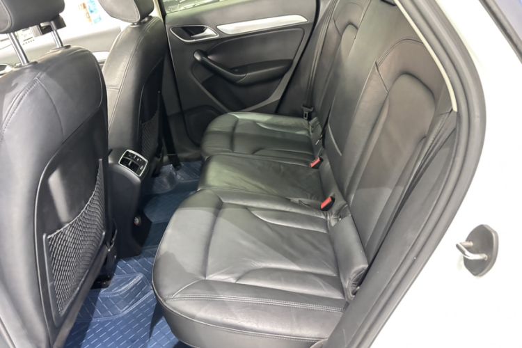 Used Audi Q3 2013 35 TFSI Comfort Model Interior 7