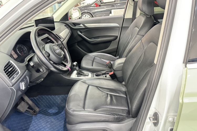 Used Audi Q3 2013 35 TFSI Comfort Model Left Front Seat