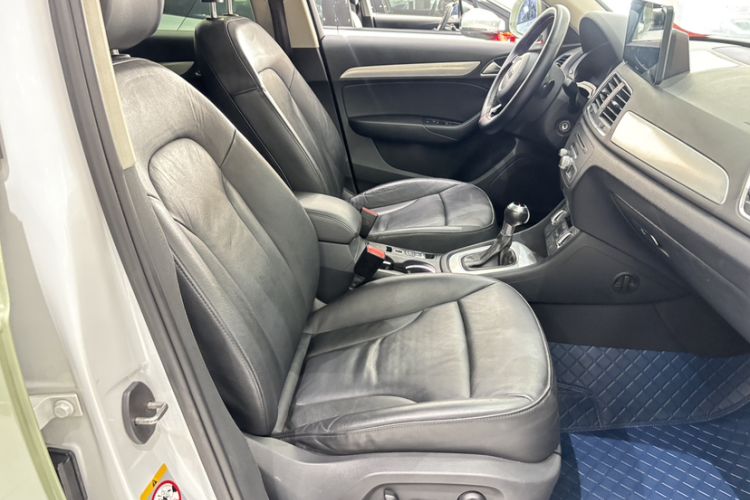 Used Audi Q3 2013 35 TFSI Comfort Model Right Front Seat