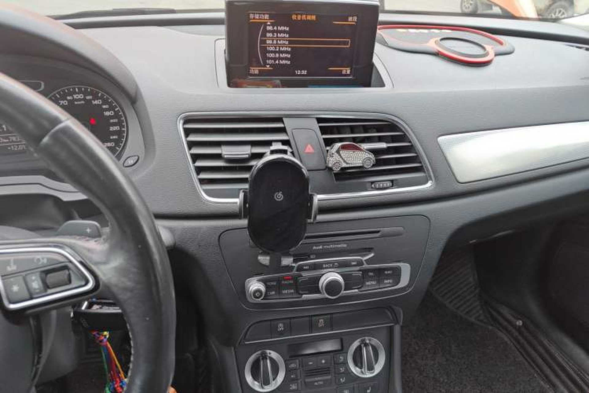 Used Audi Q3 2013 35 TFSI Comfort Model Audio And AC Panel