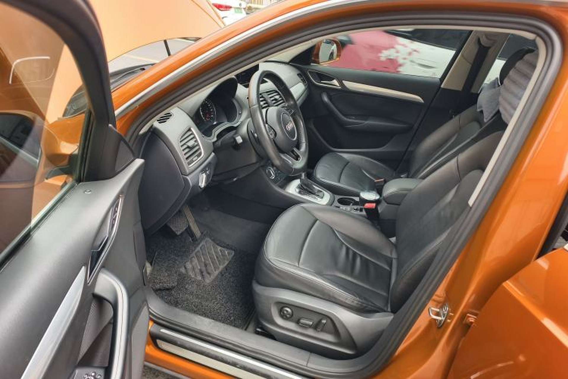 Used Audi Q3 2013 35 TFSI Ambition Edition Driver Seat