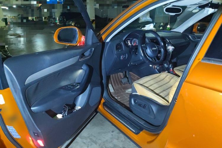 Used Audi Q3 2013 35 TFSI Comfort Model Driver Seat
