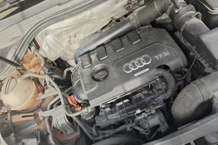 Used Audi Q3 2013 35 TFSI quattro Luxury Model Engine Bay