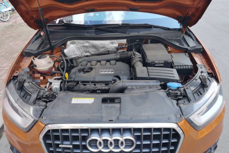 Used Audi Q3 2013 35 TFSI quattro Technology Edition Engine Bay
