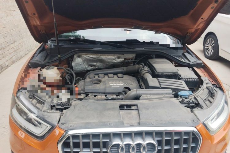 Used Audi Q3 2013 35 TFSI quattro Technology Edition Engine Bay