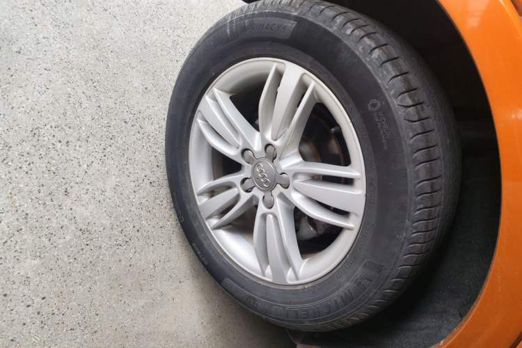 Used Audi Q3 2013 35 TFSI Comfort Model Exterior 5