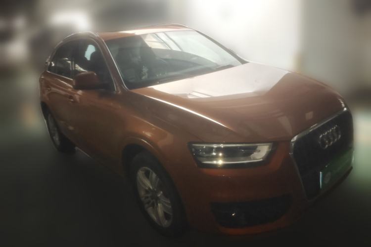 Used Audi Q3 2013 35 TFSI quattro Comfort Model Front Right 45 Deg