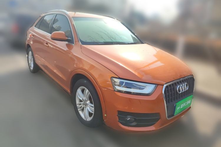Used Audi Q3 2013 35 TFSI Comfort Model Front Right 45 Deg