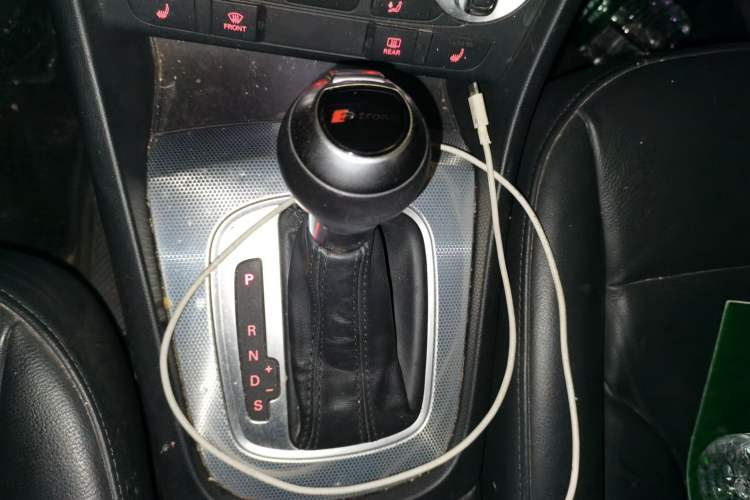 Used Audi Q3 2013 35 TFSI quattro Technology Edition Gear Lever