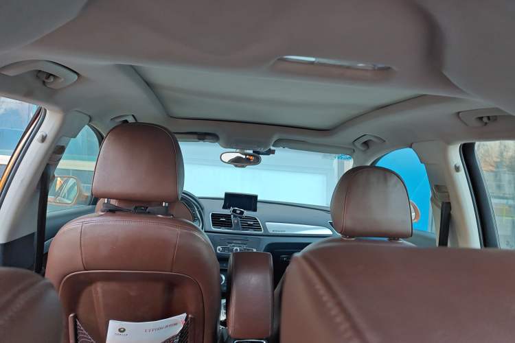 Used Audi Q3 2013 35 TFSI quattro Technology Edition Headliner
