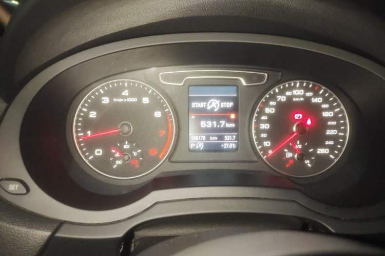 Used Audi Q3 2013 35 TFSI quattro Comfort Model Instrument Cluster