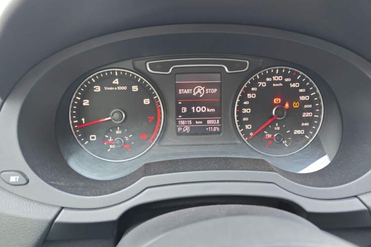Used Audi Q3 2013 35 TFSI quattro Technology Edition Instrument Cluster