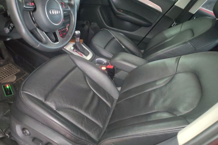 Used Audi Q3 2013 35 TFSI Comfort Model Left Front Seat