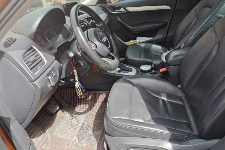 Used Audi Q3 2013 35 TFSI Comfort Model Left Front Seat