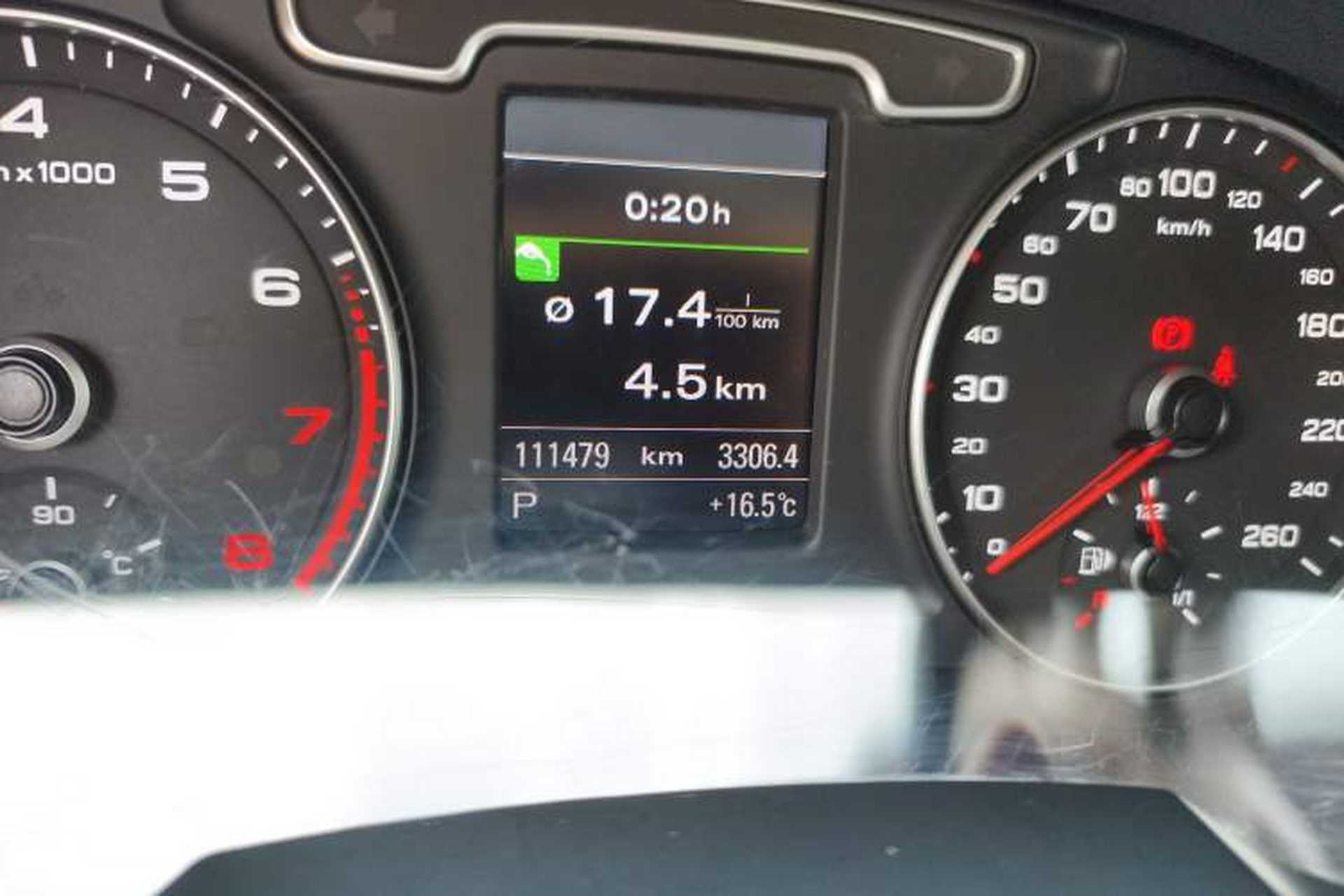 Used Audi Q3 2013 35 TFSI Ambition Edition Odometer Close Up