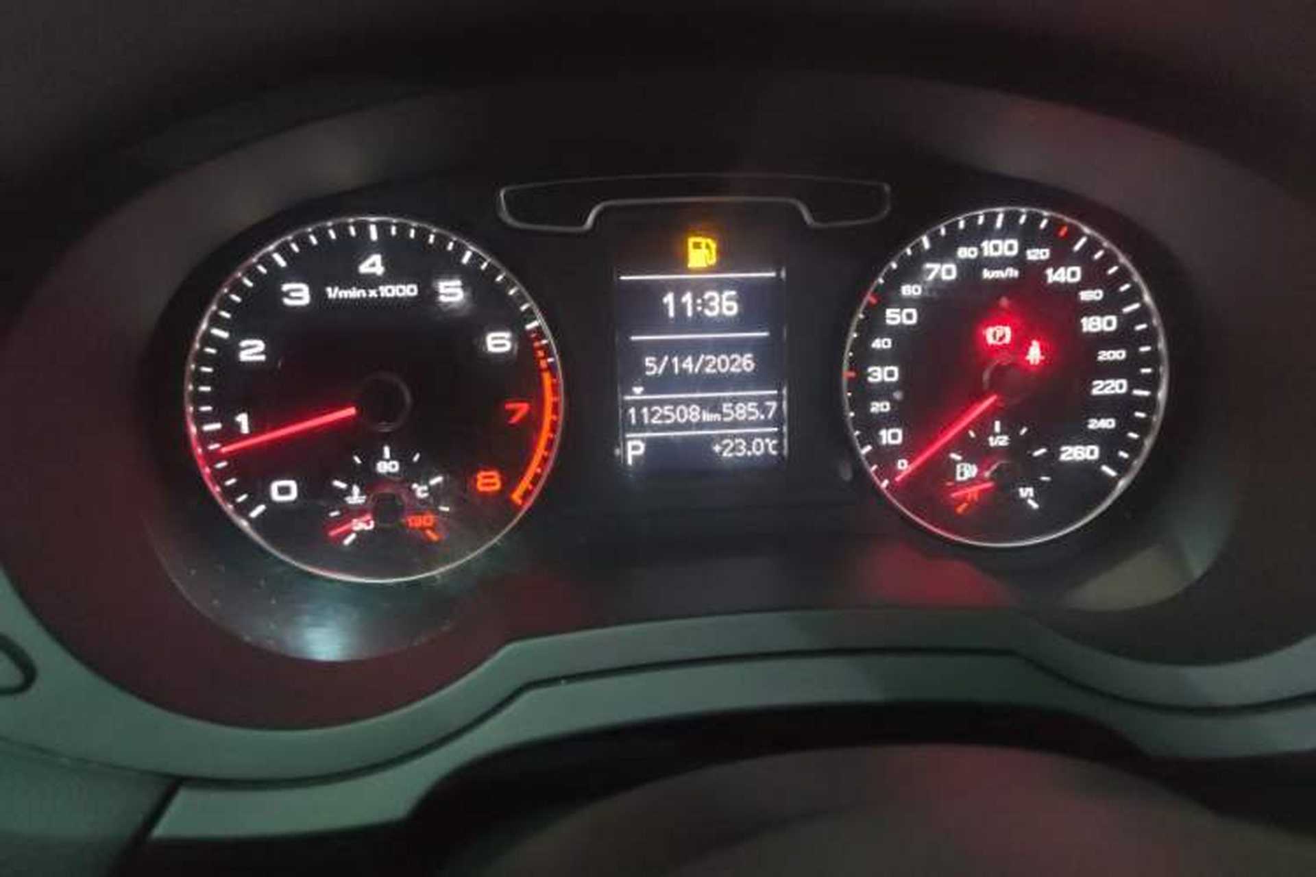 Used Audi Q3 2013 35 TFSI Ambition Edition Odometer Close Up