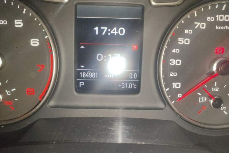Used Audi Q3 2013 35 TFSI quattro Technology Edition Odometer Close Up