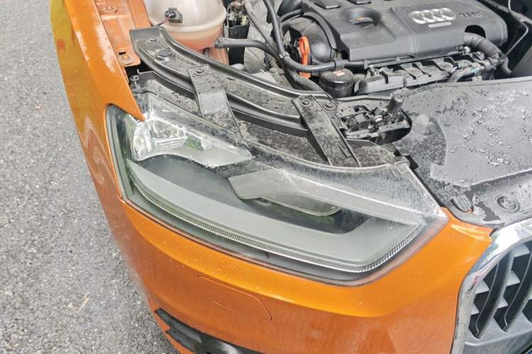 Used Audi Q3 2013 35 TFSI Ambition Edition Right Front Headlight
