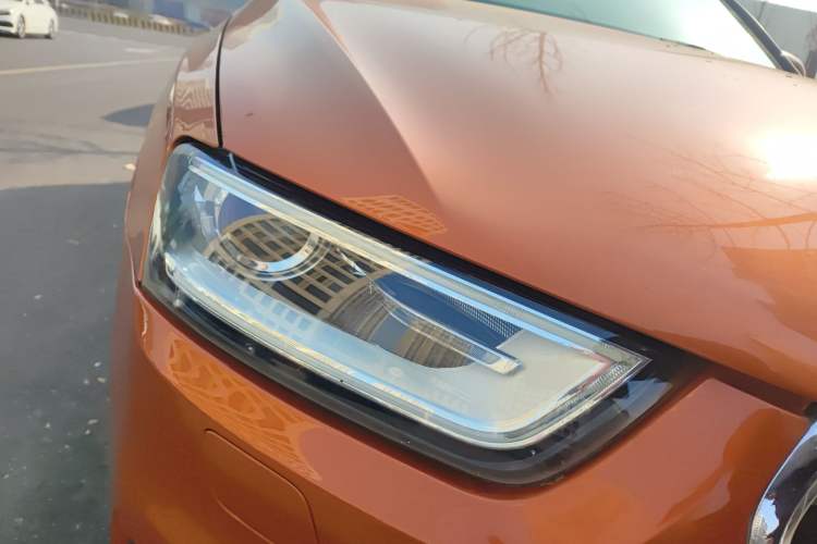 Used Audi Q3 2013 35 TFSI Comfort Model Right Front Headlight