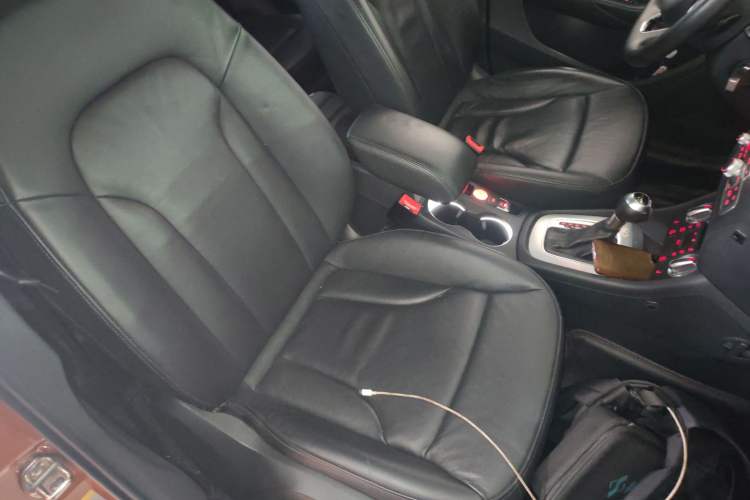 Used Audi Q3 2013 35 TFSI Comfort Model Right Front Seat