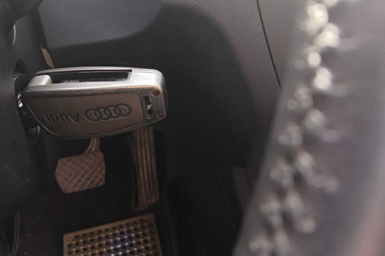 Used Audi Q3 2013 35 TFSI quattro Luxury Model Vehicle Key