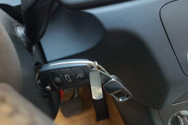 Used Audi Q3 2013 35 TFSI Ambition Edition Vehicle Key