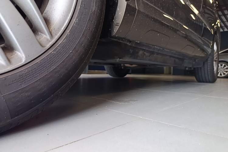 Used Audi Q3 2013 35 TFSI Comfort Model Chassis Front Left
