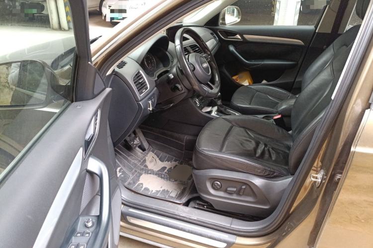 Used Audi Q3 2013 35 TFSI quattro Technology Edition Driver Seat