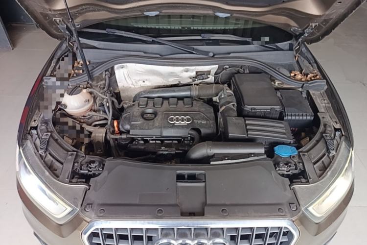 Used Audi Q3 2013 35 TFSI Comfort Model Engine Bay