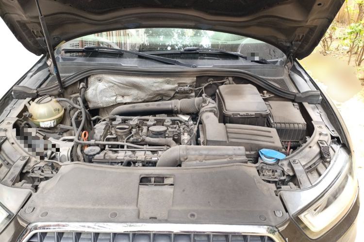Used Audi Q3 2013 35 TFSI quattro Technology Edition Engine Bay