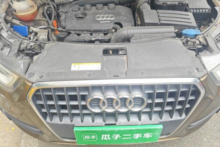 Used Audi Q3 2013 35 TFSI Comfort Model Engine Bay