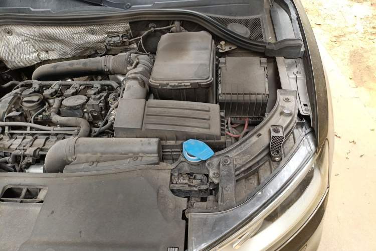 Used Audi Q3 2013 35 TFSI quattro Technology Edition Engine Bay Left