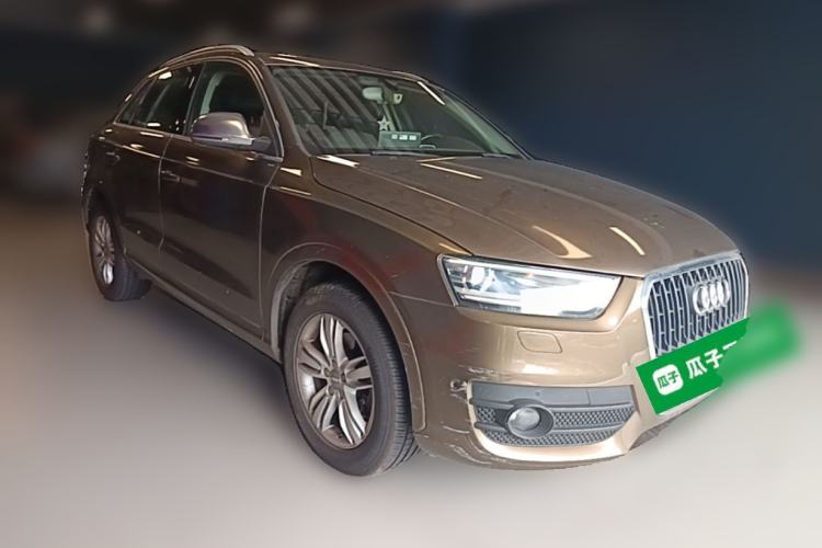 Used Audi Q3 2013 35 TFSI Comfort Model Front Right 45 Deg