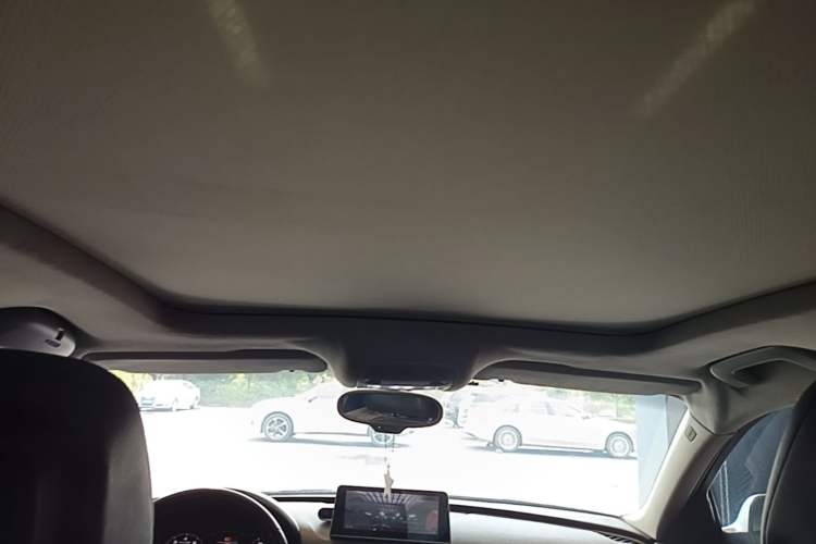 Used Audi Q3 2013 35 TFSI Comfort Model Headliner