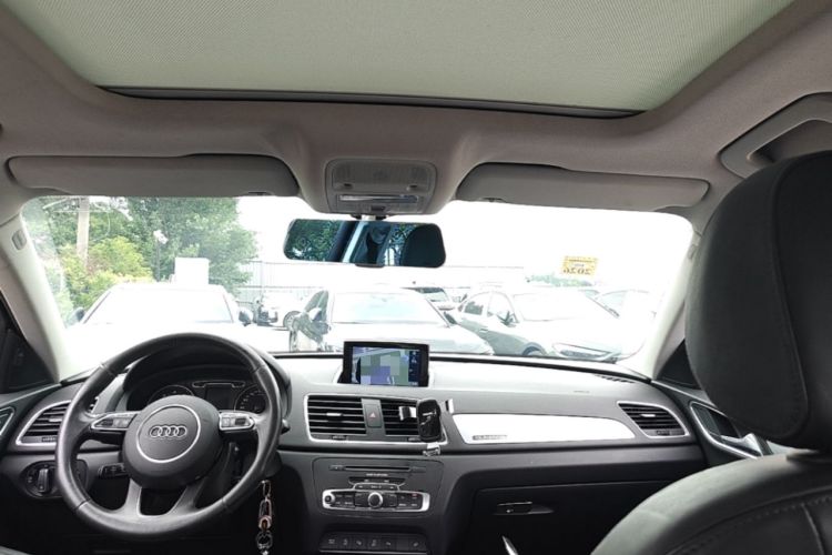 Used Audi Q3 2013 35 TFSI quattro Luxury Model Headliner