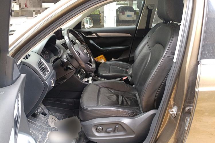 Used Audi Q3 2013 35 TFSI quattro Technology Edition Left Front Seat