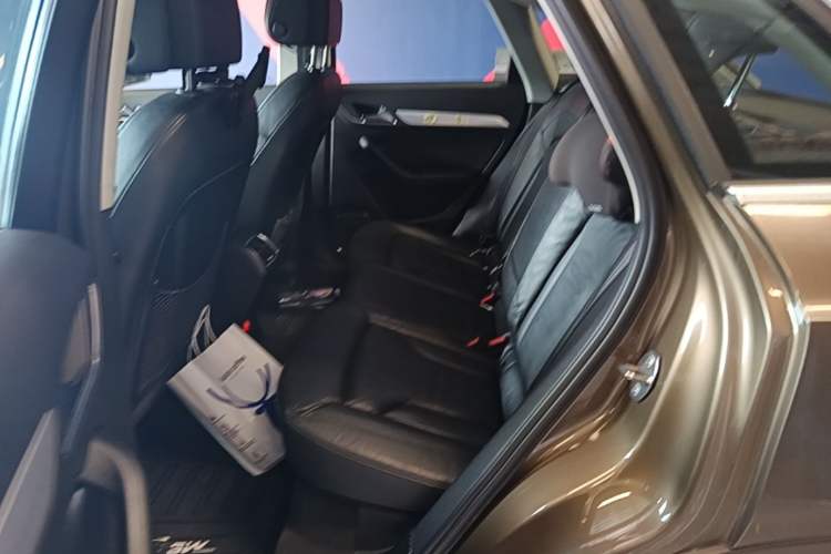 Used Audi Q3 2013 35 TFSI Comfort Model Left Rear Seat