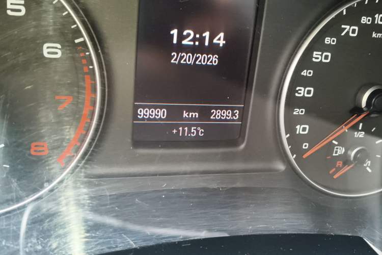 Used Audi Q3 2013 35 TFSI quattro Technology Edition Odometer Close Up
