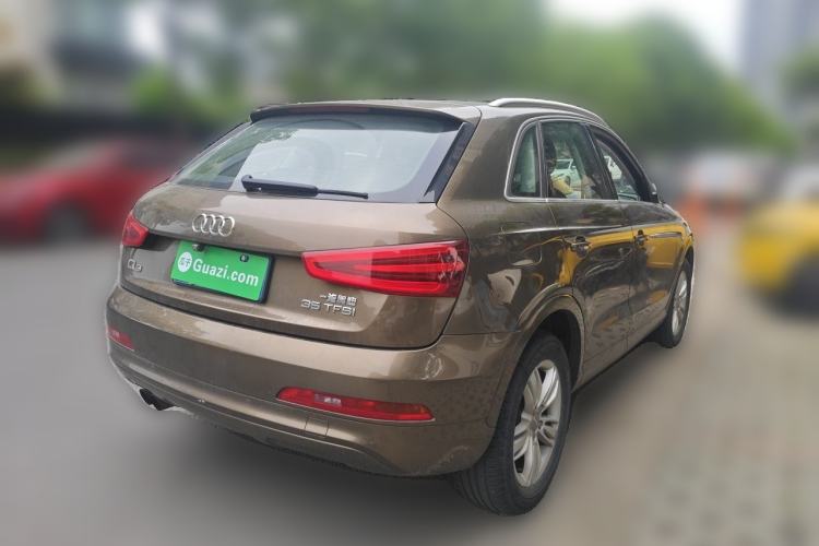 Used Audi Q3 2013 35 TFSI Comfort Model Rear Right 45 Deg