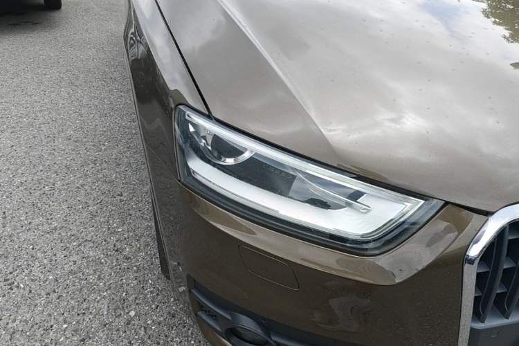 Used Audi Q3 2013 35 TFSI quattro Luxury Model Right Front Headlight