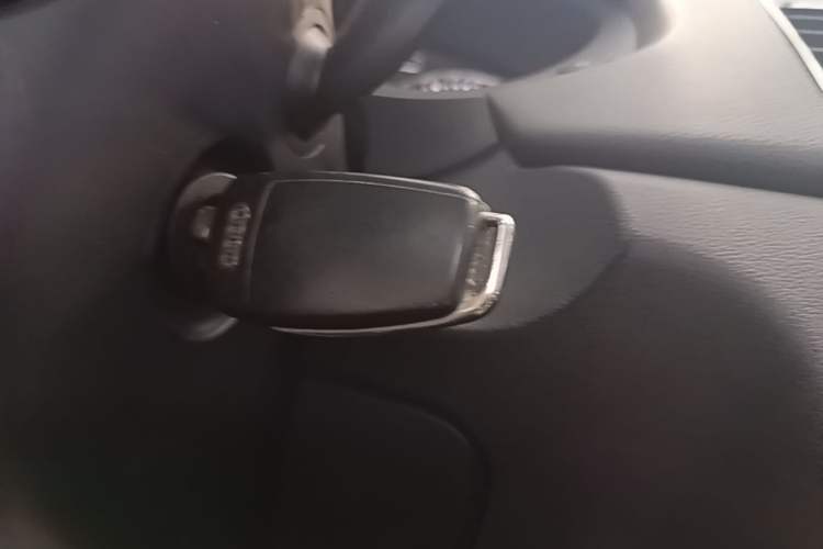 Used Audi Q3 2013 35 TFSI Comfort Model Vehicle Key