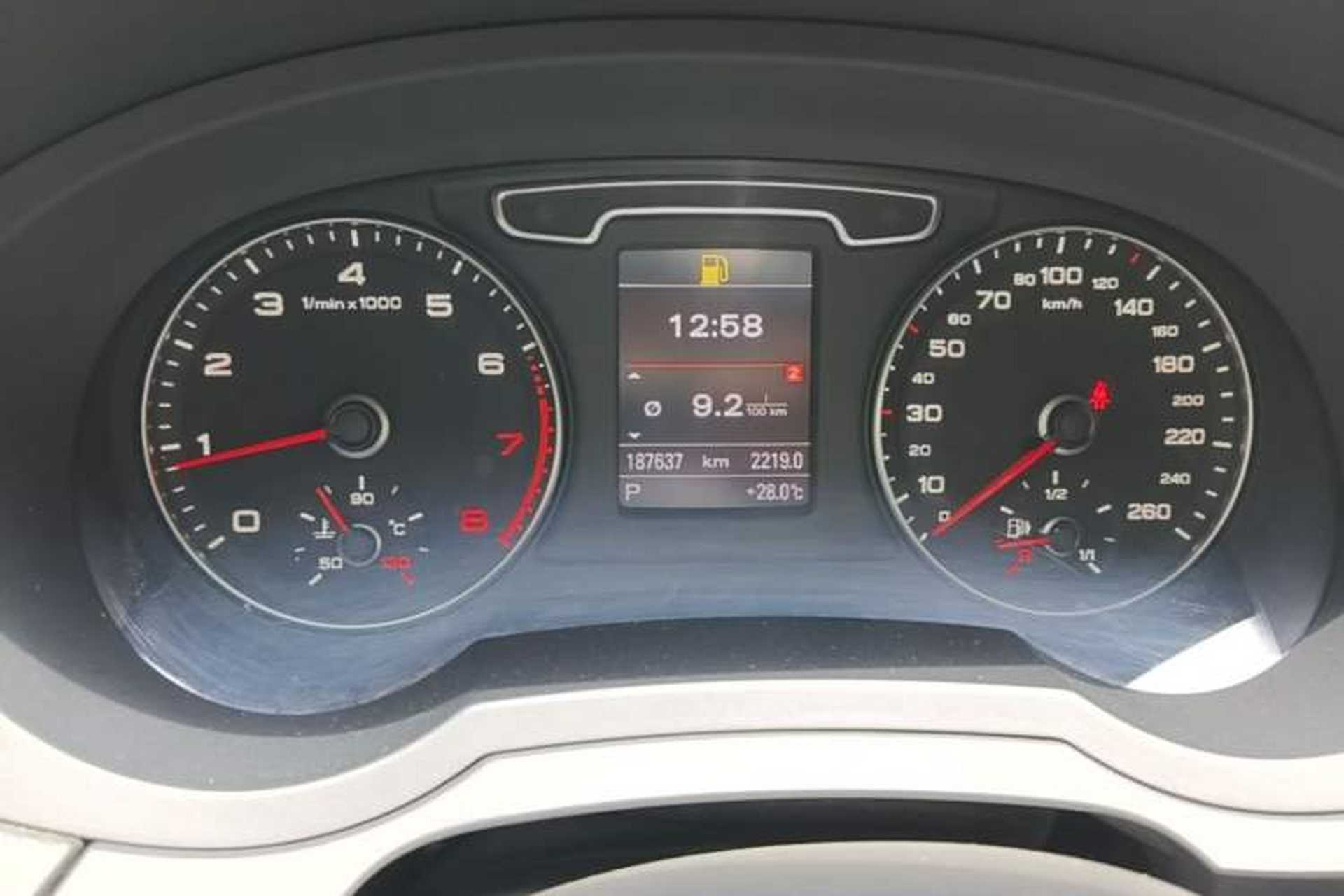 Used Audi Q3 2013 35 TFSI Ambition Edition Odometer Close Up