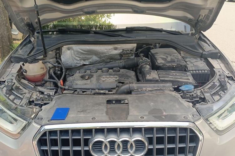 Used Audi Q3 2013 35 TFSI quattro Technology Edition Engine Bay
