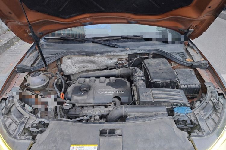 Used Audi Q3 2013 35 TFSI Comfort Model Engine Bay