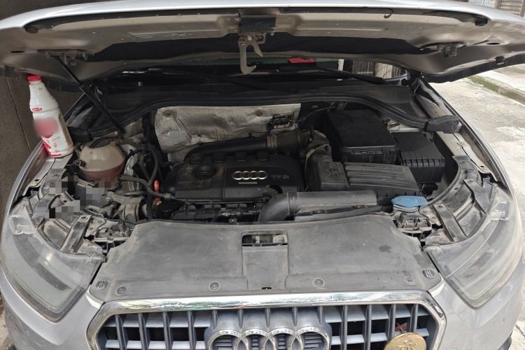 Used Audi Q3 2013 35 TFSI Ambition Edition Engine Bay