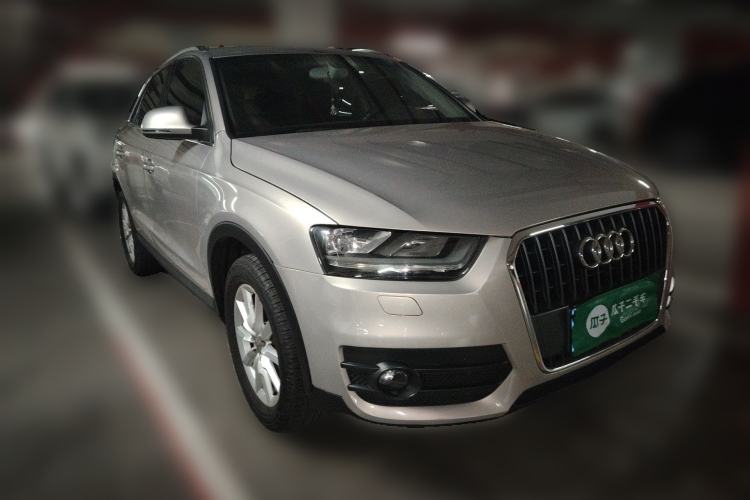 Used Audi Q3 2013 35 TFSI Ambition Edition Front Right 45 Deg